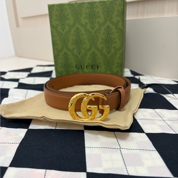 Gucci Women’s Brown Leather Belt Sz 90 - Picture 2 of 8